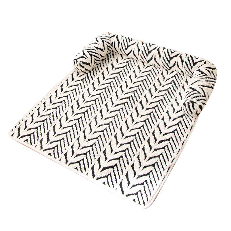Plush Thick Non-Slip Sofa Pet Mat Dog Bed Pet Pad for Cats and Dogs