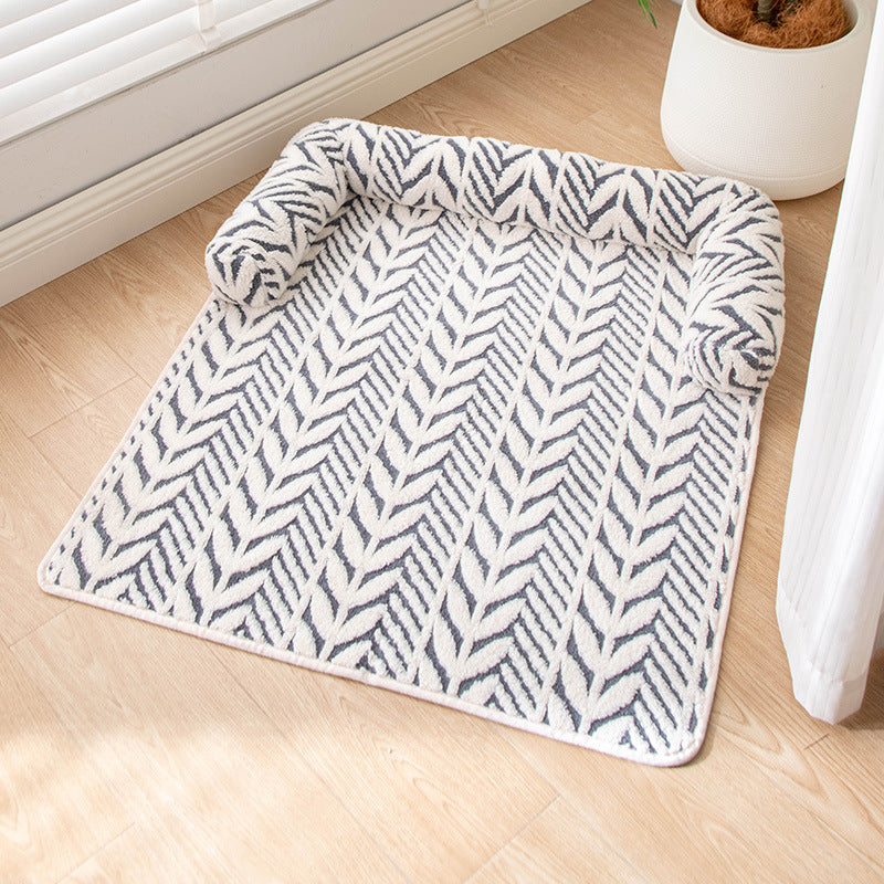 Plush Thick Non-Slip Sofa Pet Mat Dog Bed Pet Pad for Cats and Dogs